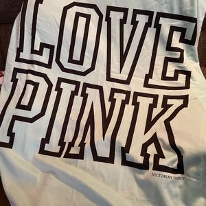 Rare Victoria’s Secret Pink blanket